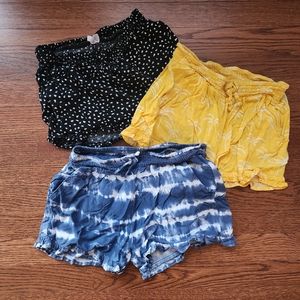 Summer shorts! 3 pairs Kohl's cute girls shorts